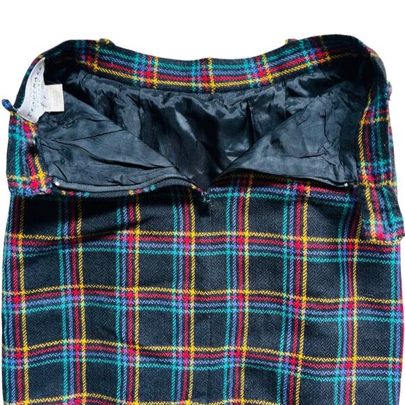 Vintage 70s Black Red Yellow Plaid Wool Skirt Pleated 2 Ports Trademark Designs - Picture 5 of 8